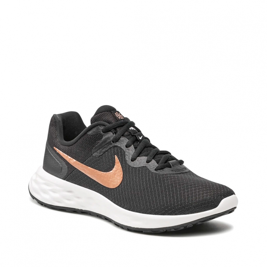 REVOLUTION 6 SHOES