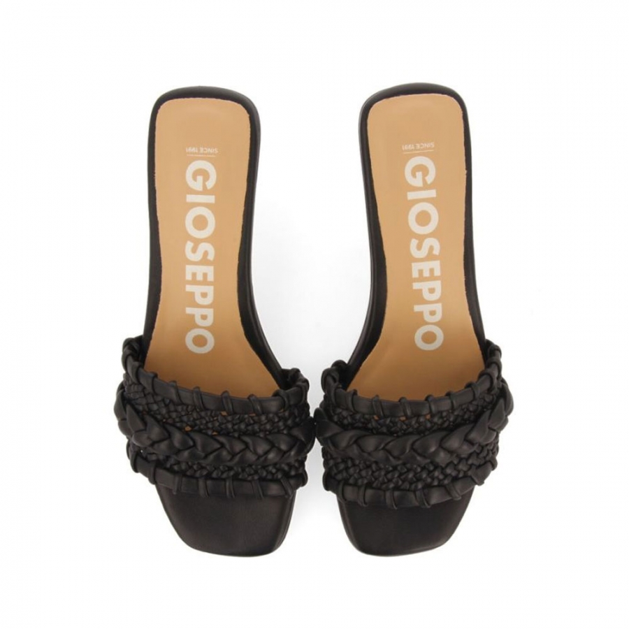 schwarze-geflochtene-sandalen-mit-saboga-absatz schwarze-geflochtene-sandalen-mit-saboga-absatz