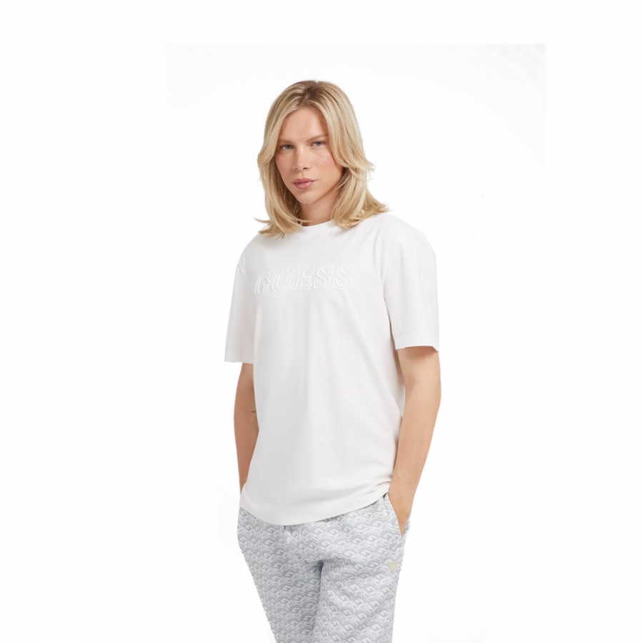 t-shirt-with-front-logo
