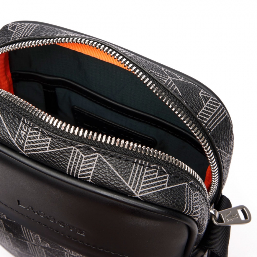 sac-a-bandouliere-a-imprime-monogramme-the-blend sac-a-bandouliere-a-imprime-monogramme-the-blend