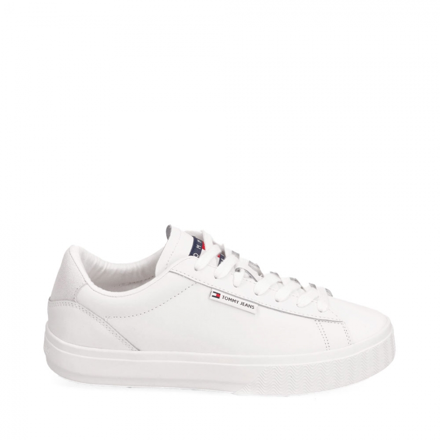 sneakers-essential-in-pelle-con-logo sneakers-essential-in-pelle-con-logo