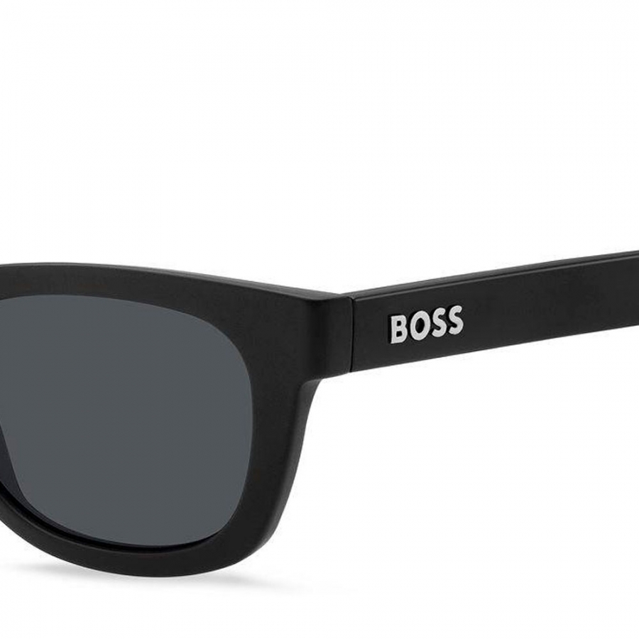 sonnenbrille-mit-3d-logo sonnenbrille-mit-3d-logo