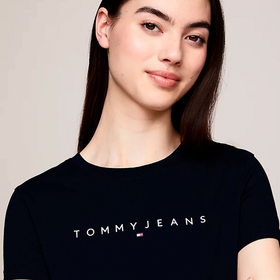 camiseta-de-corte-slim-con-logo camiseta-de-corte-slim-con-logo