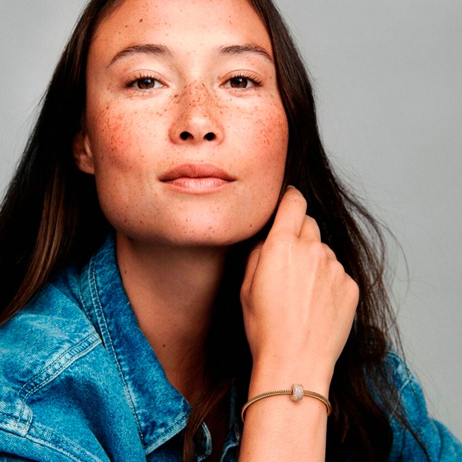 charme-triplo-linha-brilhante-em-pave-762820c01 charme-triplo-linha-brilhante-em-pave-762820c01