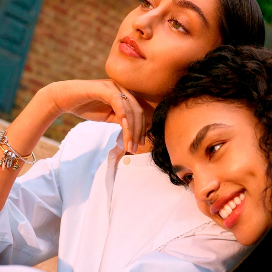 charm-colgante-espiritualidad-mano-de-hamsa-ojo-que-todo-lo-ve-y-pluma-768785c01 charm-colgante-espiritualidad-mano-de-hamsa-ojo-que-todo-lo-ve-y-pluma-768785c01