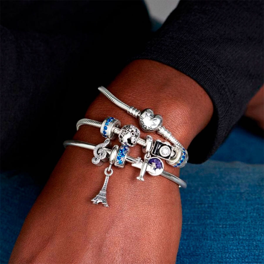 charm-clip-bleu-vif-791972c01 charm-clip-bleu-vif-791972c01