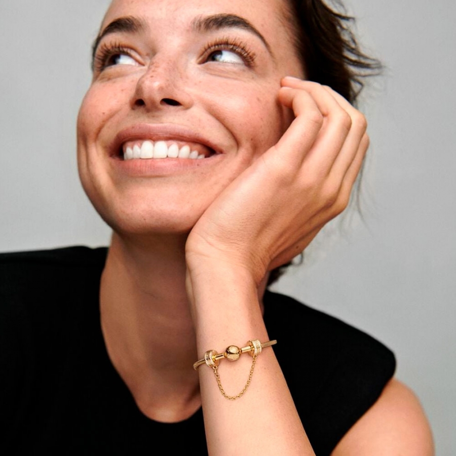 pandora-logo-safety-chain-clip-charm-768642c01 pandora-logo-safety-chain-clip-charm-768642c01