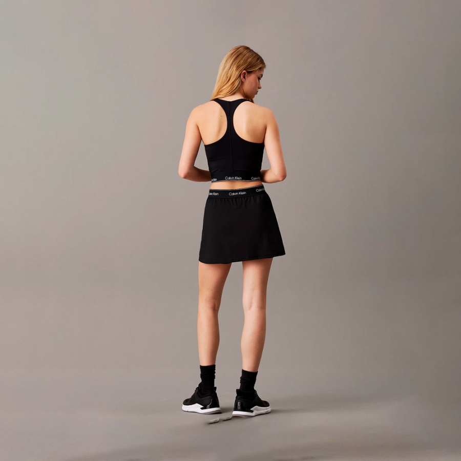 kurzes-tanktop kurzes-tanktop