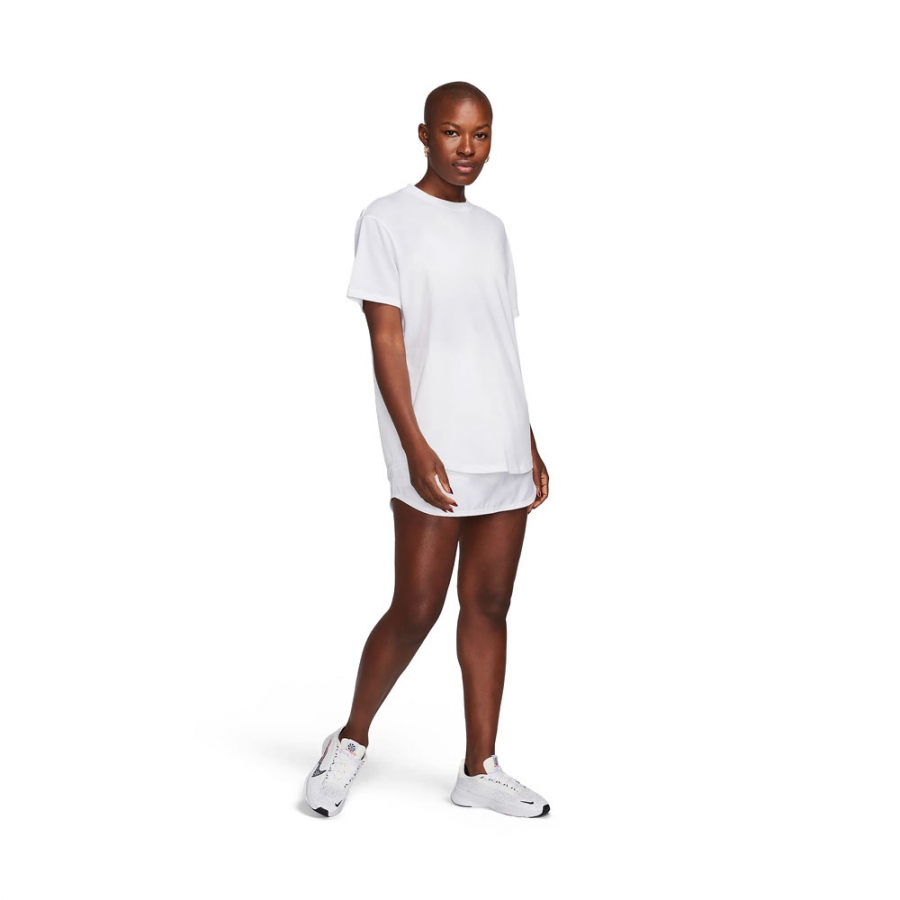 un-t-shirt-decontracte un-t-shirt-decontracte