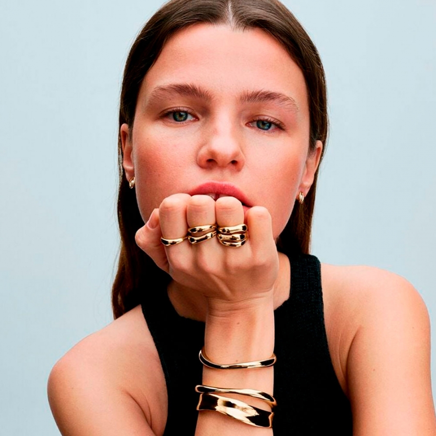 open-rigid-bracelet-organic-shape-563310c00 open-rigid-bracelet-organic-shape-563310c00