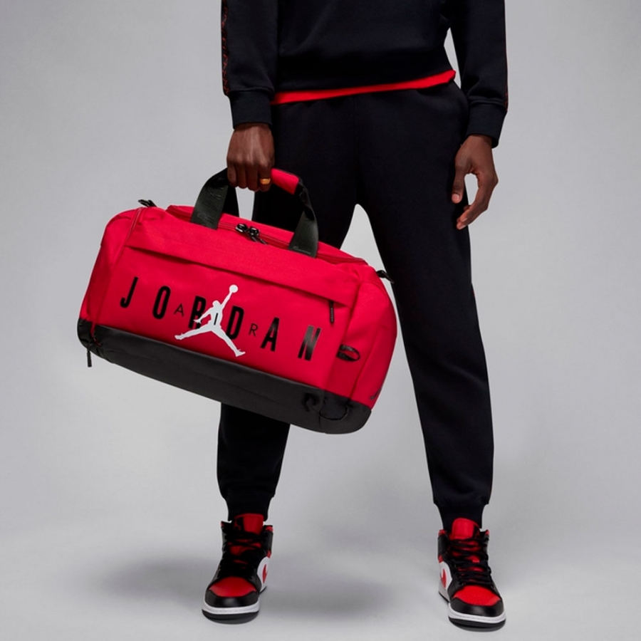 velocity-duffle-sports-bag