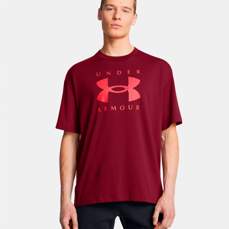 t-shirt-a-maniche-corte-oversize-con-marchio-pesante t-shirt-a-maniche-corte-oversize-con-marchio-pesante