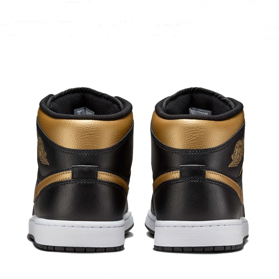 sneakers-air-jordan-1-media sneakers-air-jordan-1-media
