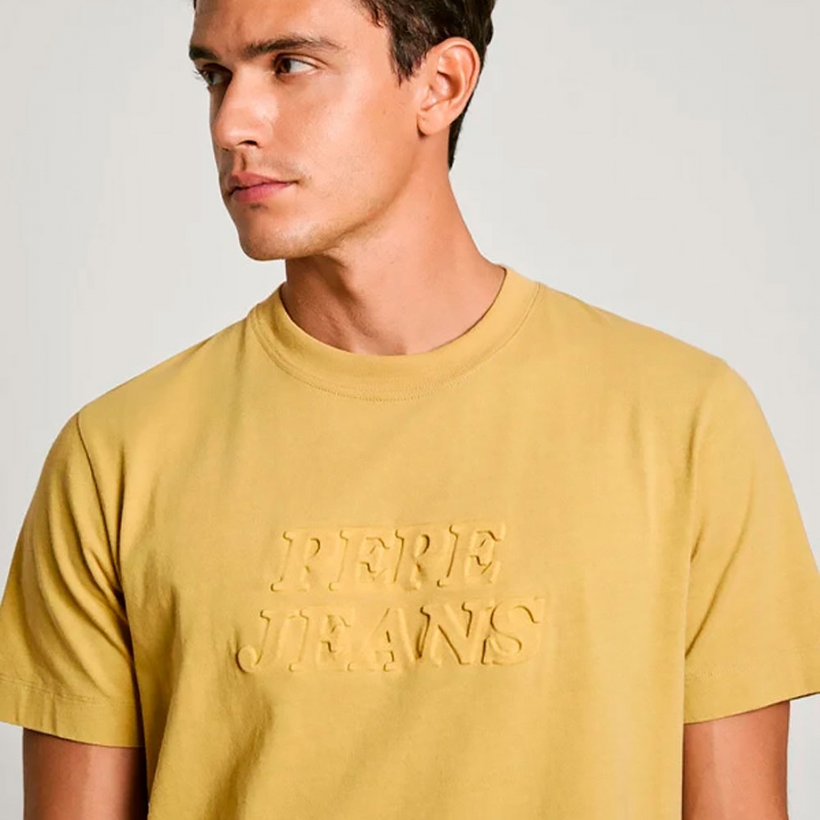 t-shirt-con-logo-in-rilievo-fit-regolare t-shirt-con-logo-in-rilievo-fit-regolare