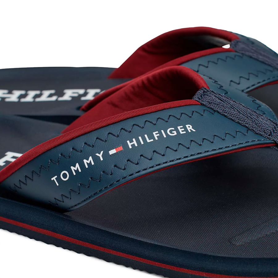 flip-flops-mit-logo-in-streifen flip-flops-mit-logo-in-streifen