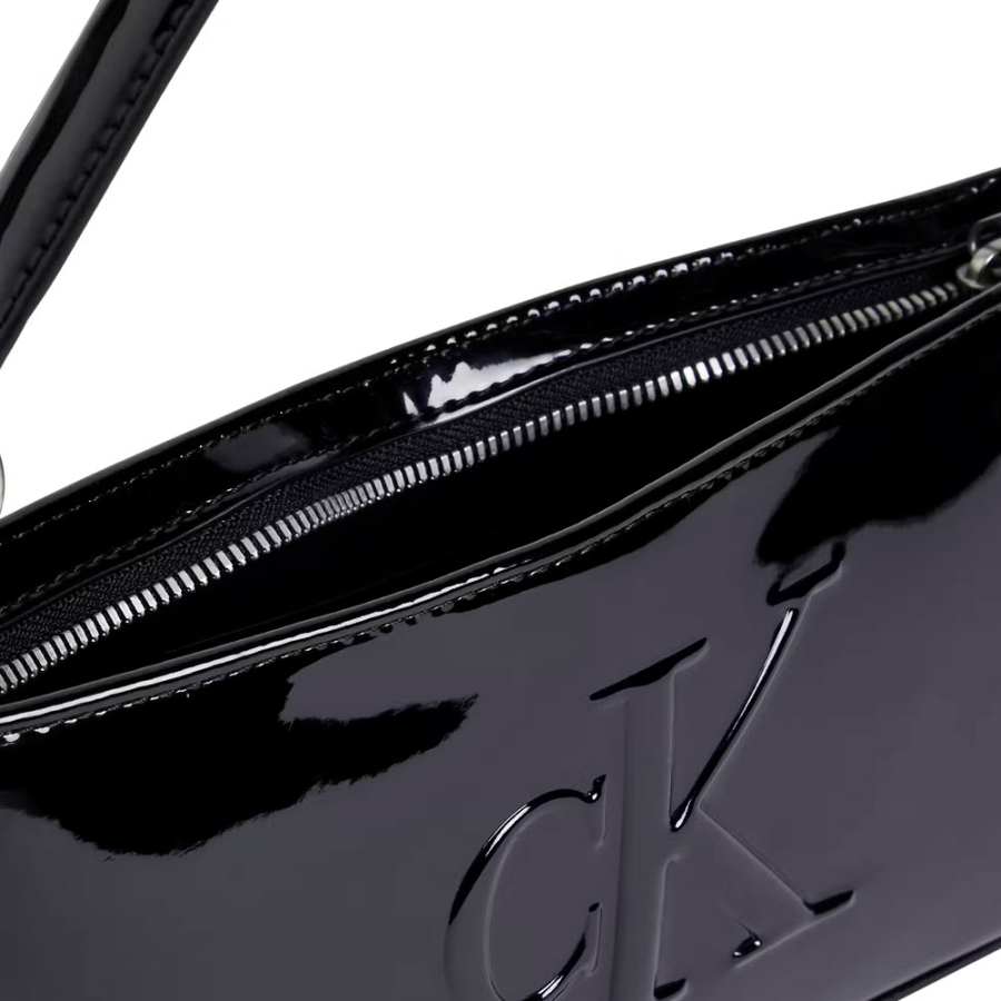 sac-a-bandouliere-sculpte sac-a-bandouliere-sculpte