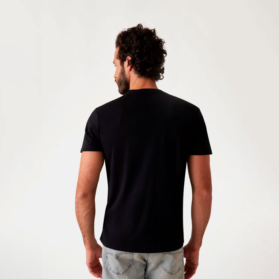 t-shirt-con-logo-triangolo-catena t-shirt-con-logo-triangolo-catena