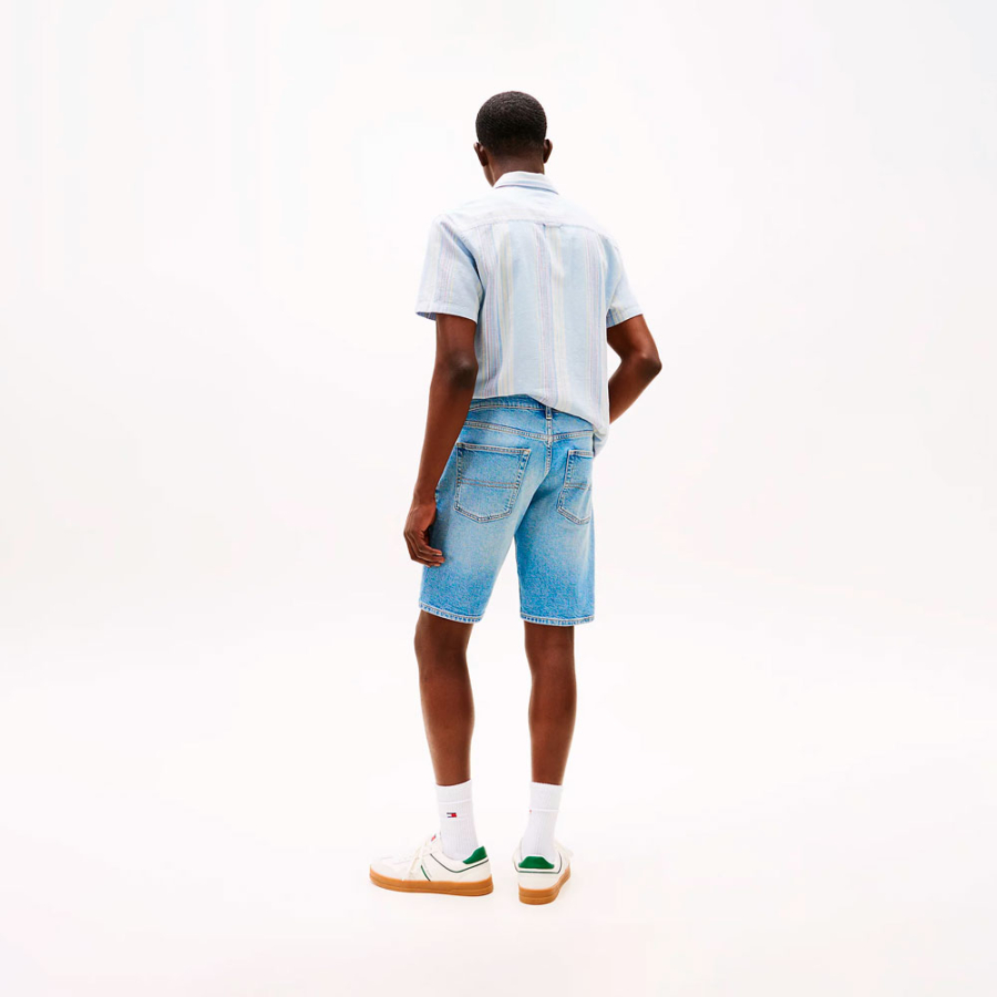 scanton-short-and-fitted-jeans scanton-short-and-fitted-jeans