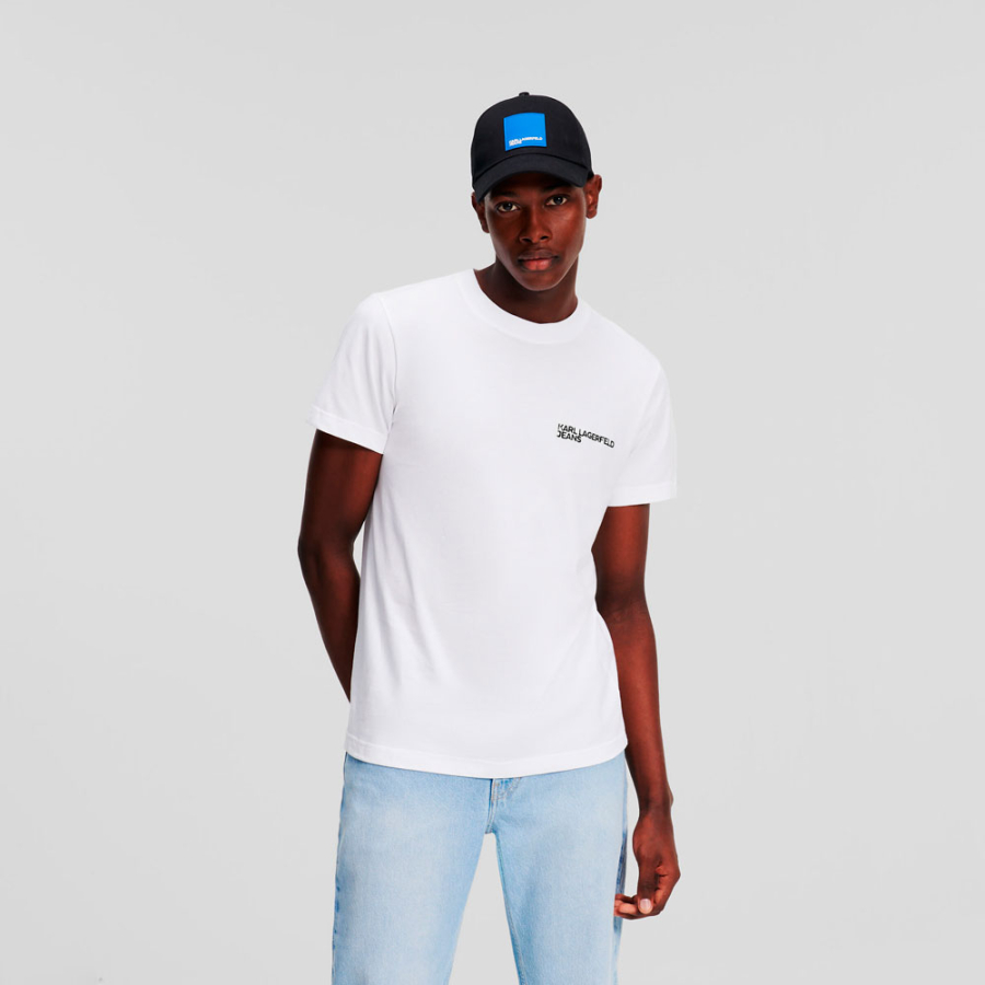 t-shirt-ajuste-avec-logo t-shirt-ajuste-avec-logo