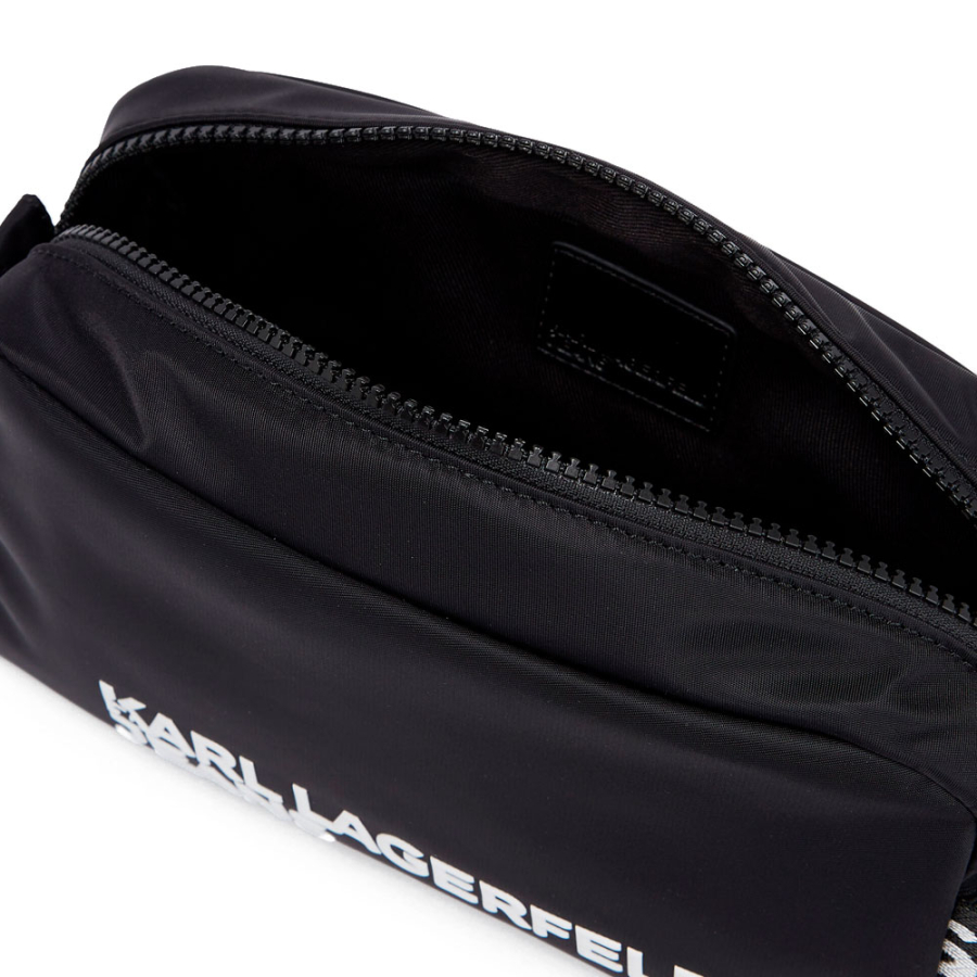 trousse-de-maquillage-en-nylon trousse-de-maquillage-en-nylon