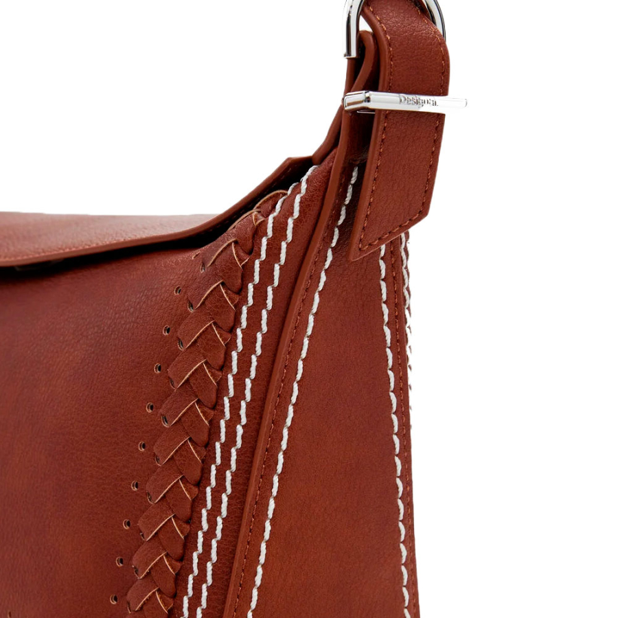 tasche-mit-geflochtenen-details tasche-mit-geflochtenen-details
