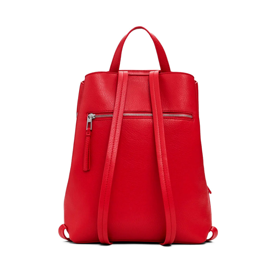mittelgrosser-rucksack-mit-nieten mittelgrosser-rucksack-mit-nieten