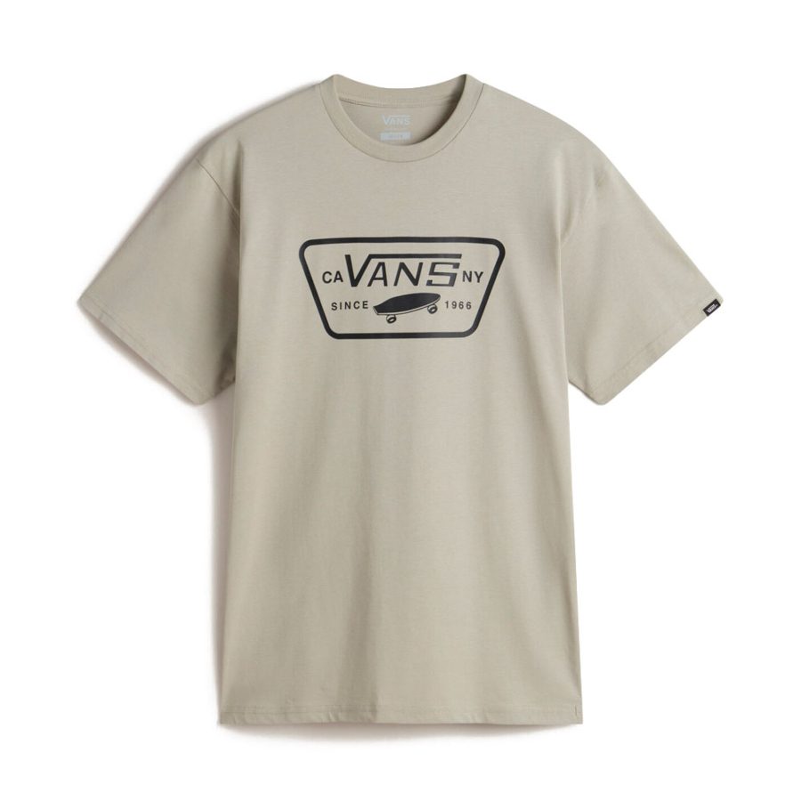 t-shirt-mit-vollstandigem-patch