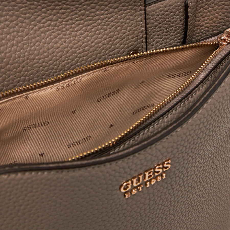 brenton-grlfriend-bucket-bag