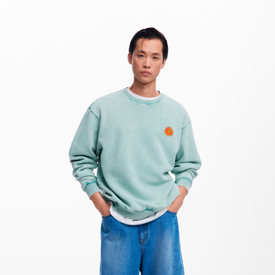 sweatshirt-mit-stickerei-buenavida