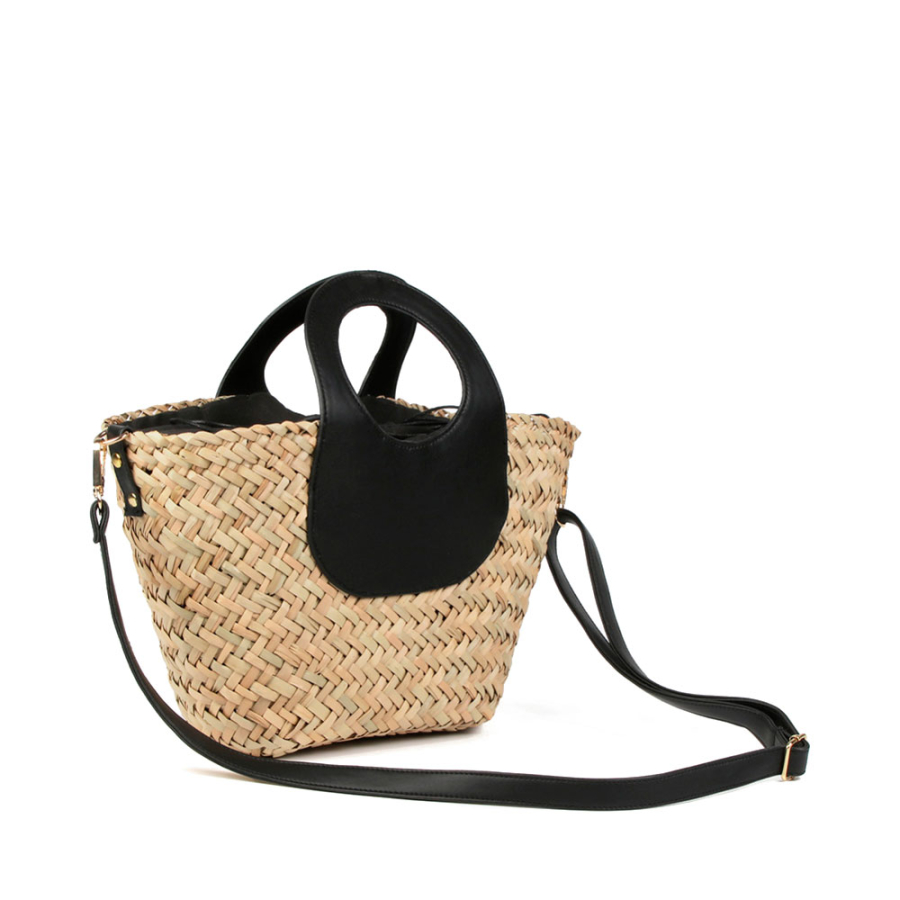 kleine-tote-bag-mit-nieten kleine-tote-bag-mit-nieten