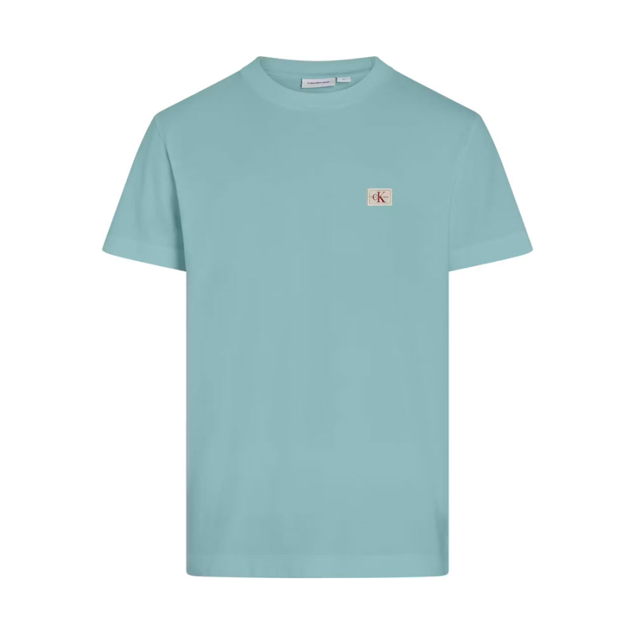 t-shirt-con-insegne t-shirt-con-insegne