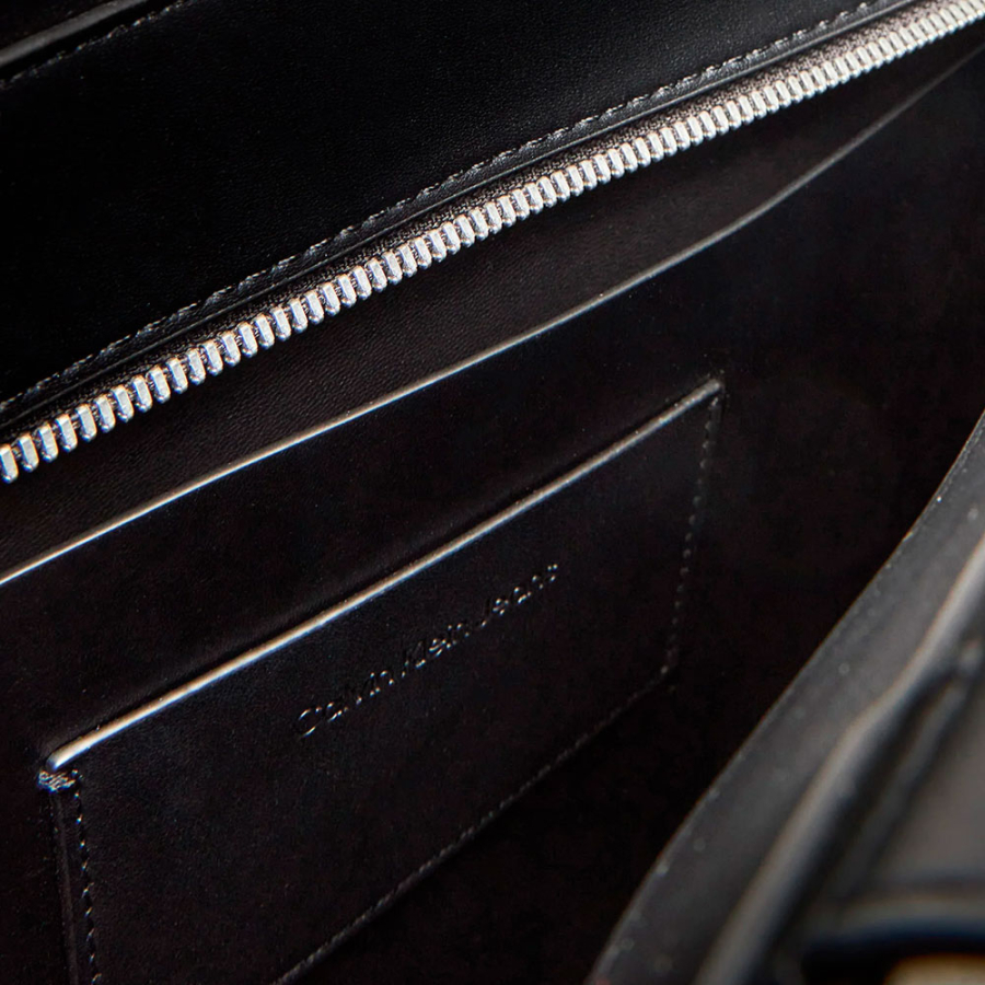 sculpted-slim-tote-bag