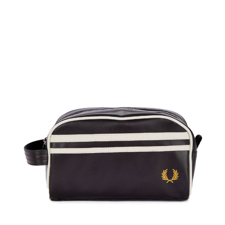 laurel-wreath-toiletry-bag laurel-wreath-toiletry-bag