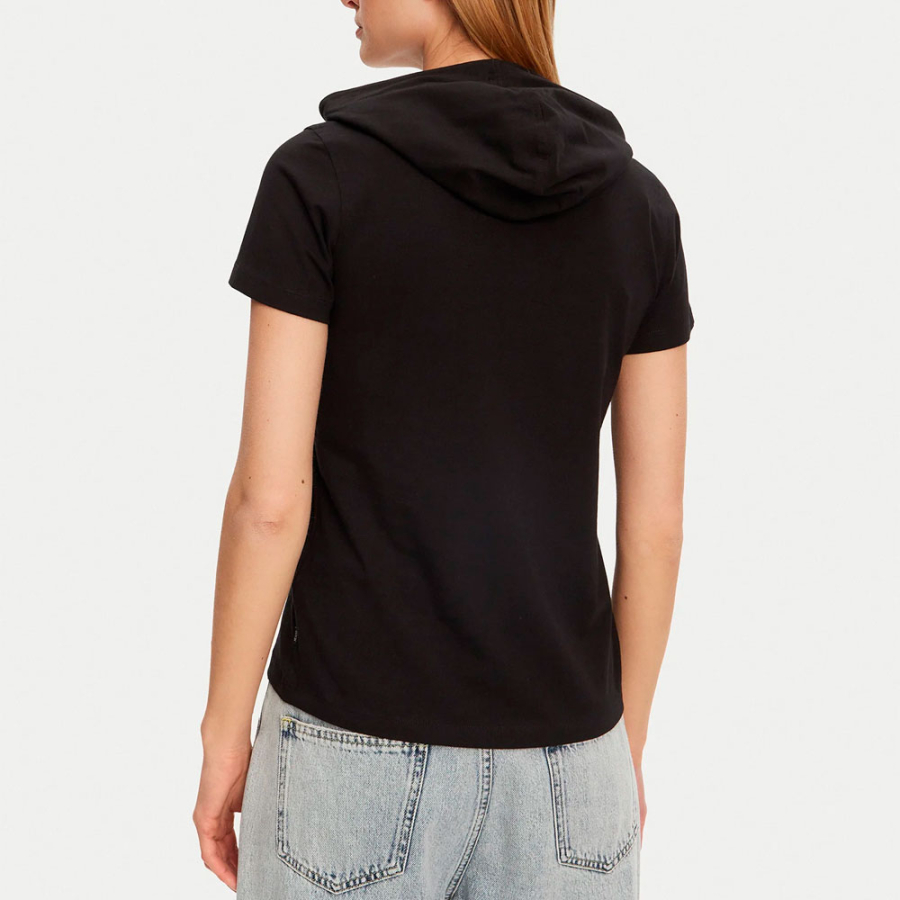 t-shirt-a-capuche t-shirt-a-capuche