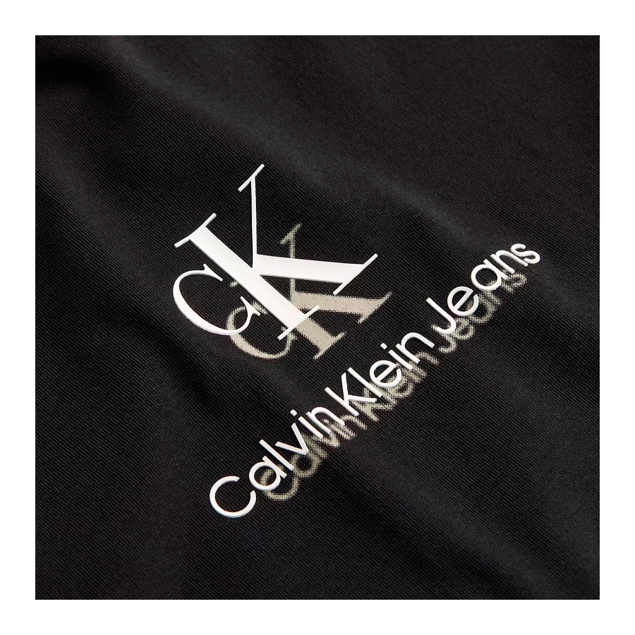 camiseta-com-estampa-de-sombra-regular camiseta-com-estampa-de-sombra-regular