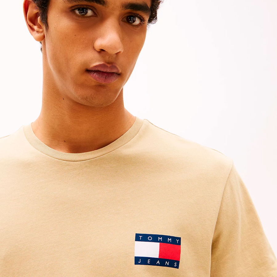 t-shirt-taglio-slim-con-logo t-shirt-taglio-slim-con-logo