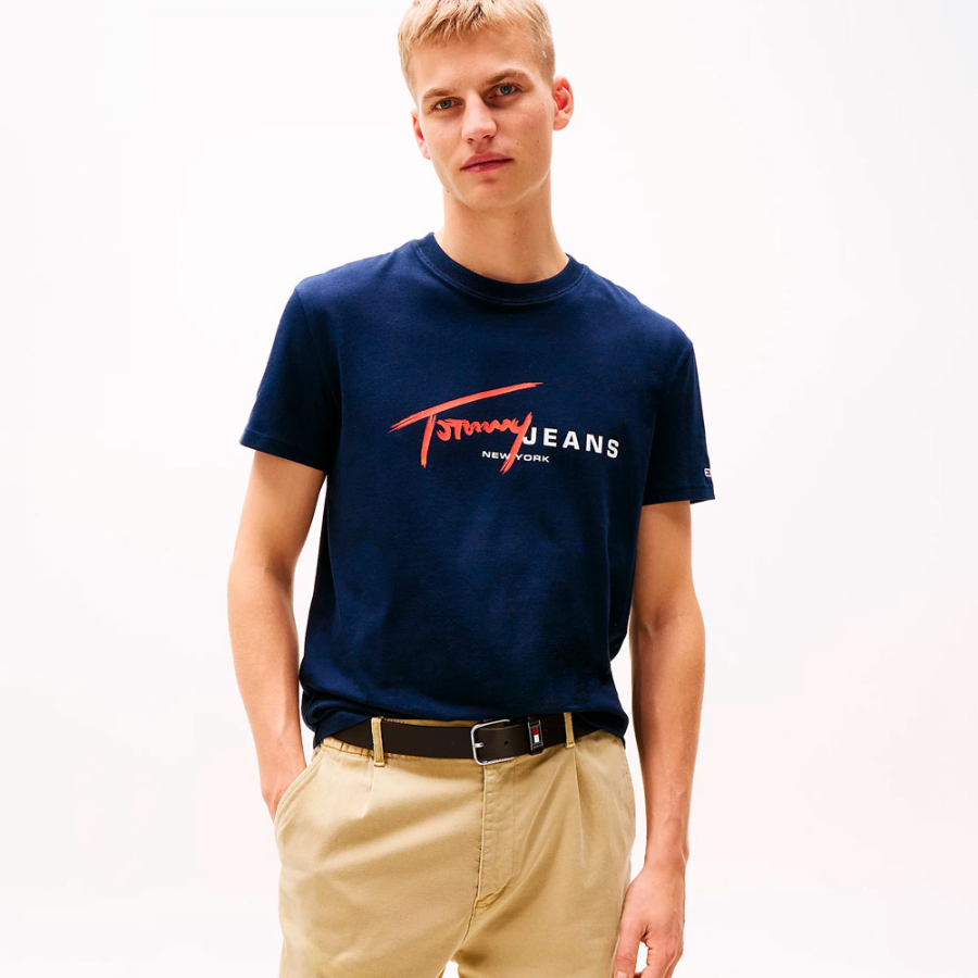 signature-t-shirt-with-graffiti-style-logo signature-t-shirt-with-graffiti-style-logo