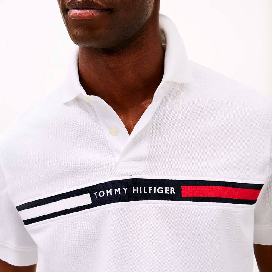 polo-coupe-reguliere-avec-logo-brode polo-coupe-reguliere-avec-logo-brode