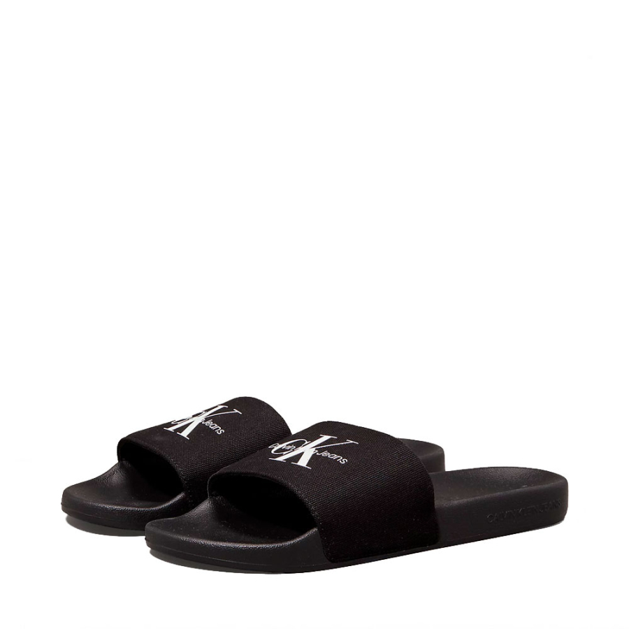 canvas-flip-flops-with-logo canvas-flip-flops-with-logo