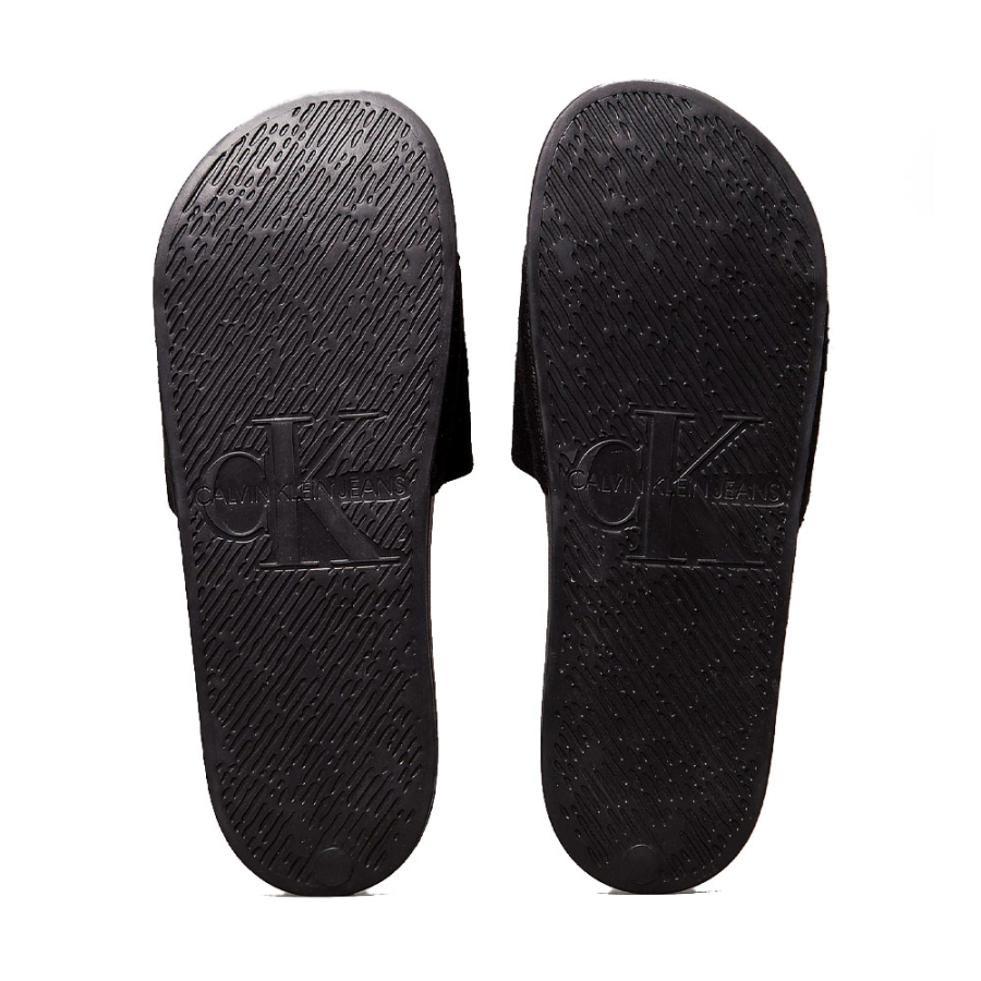 canvas-flip-flops-with-logo canvas-flip-flops-with-logo