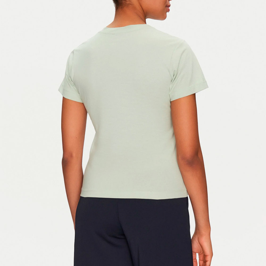 t-shirt-with-front-logo t-shirt-with-front-logo