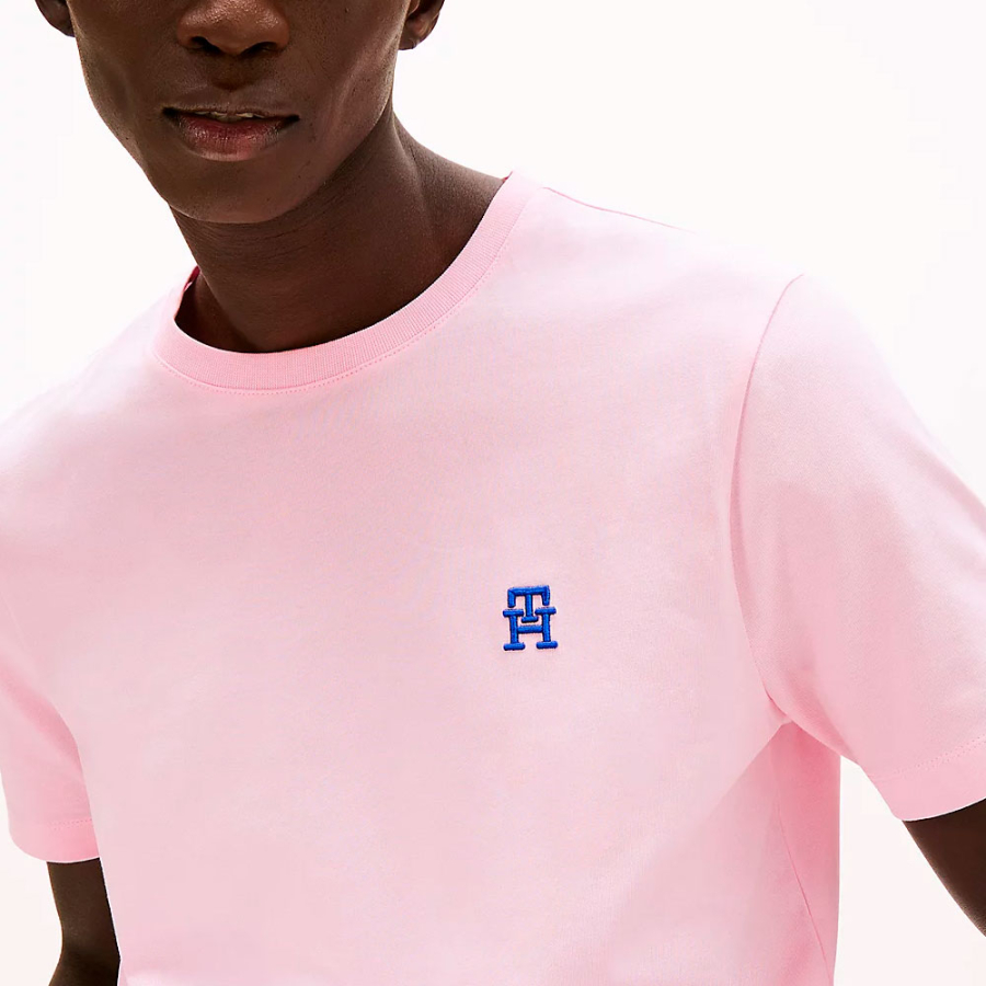 t-shirt-con-monogramma-th-a-contrasto