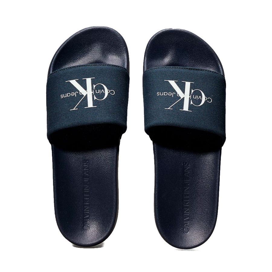 canvas-flip-flops-mit-logo canvas-flip-flops-mit-logo
