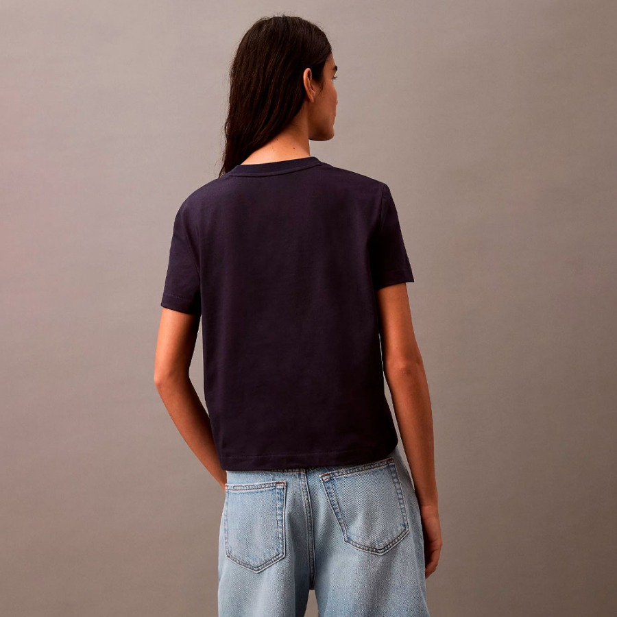 t-shirt-mit-samtigem-logo t-shirt-mit-samtigem-logo