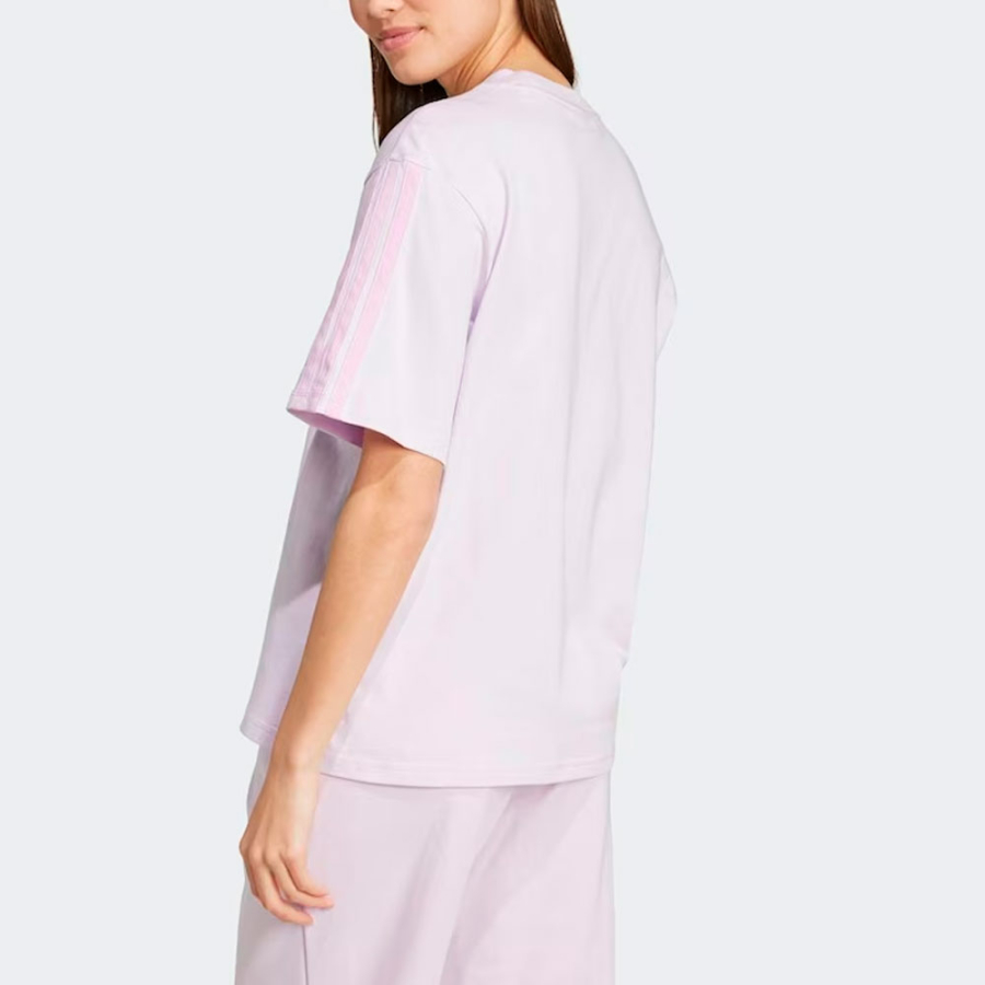 camiseta-con-3-rayas-boyfriend-essentials camiseta-con-3-rayas-boyfriend-essentials