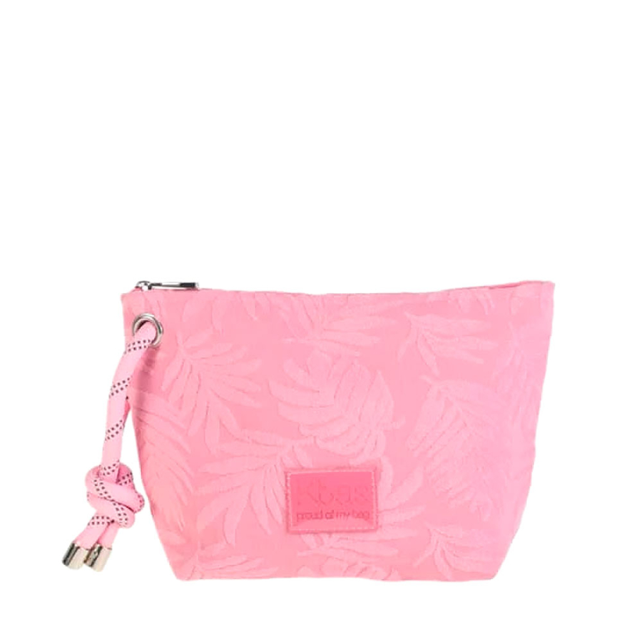 toiletry-bag-towel toiletry-bag-towel