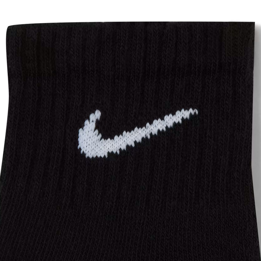 black-nike-everyday-cushion-socks black-nike-everyday-cushion-socks