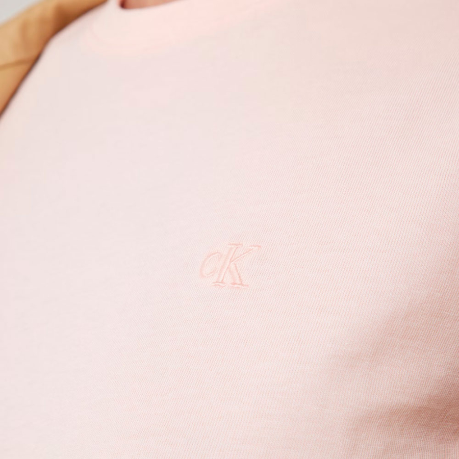 t-shirt-con-monogramma