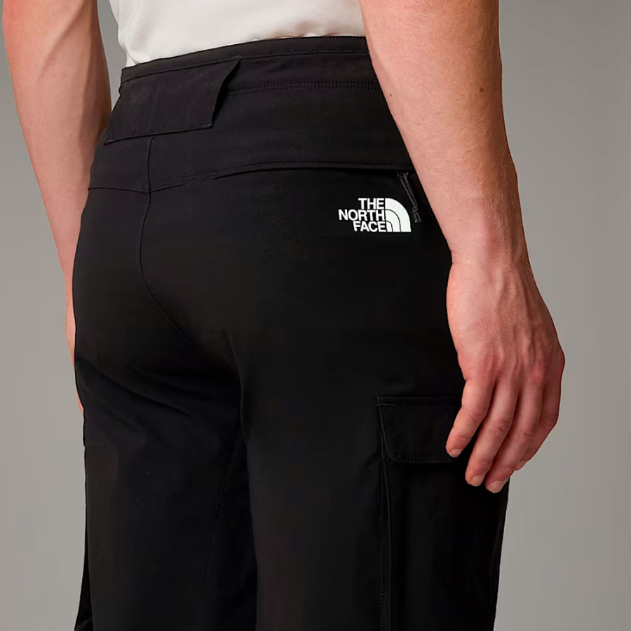 shorts-cargo-exploration