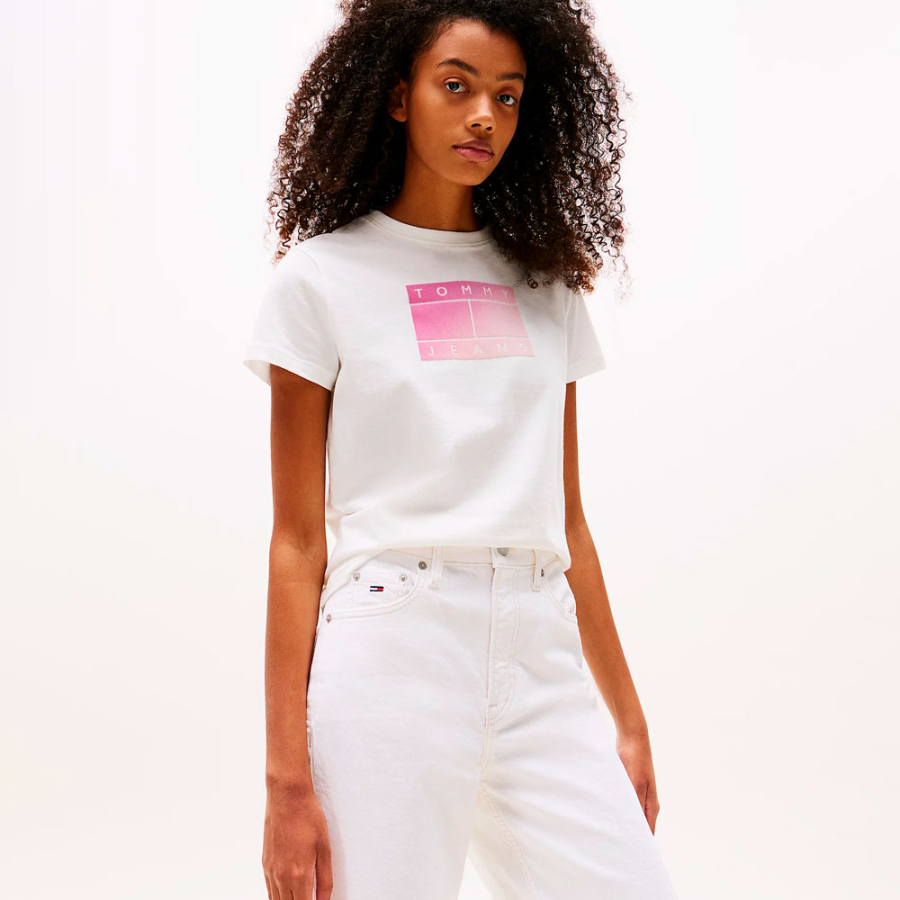 t-shirt-mit-rundhalsausschnitt-und-farbverlaufslogo
